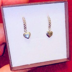 Cute ?? sterling silver Hearts ?? earrings, perfect as a present ??